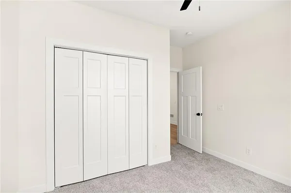 $319,500 | 1400 Country Ct Street, St. Joseph, MO 64506