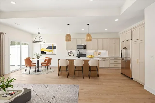 $332,000 | 1400 Country Ct Street, St. Joseph, MO 64506