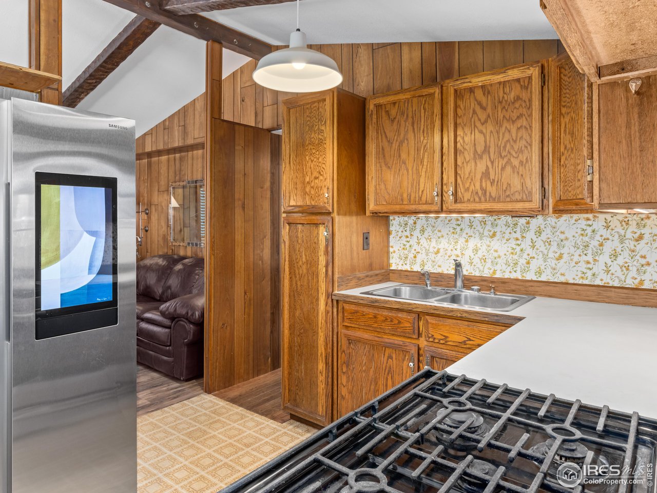 1252 Giant Track Road Estes Park, CO 80517 - Photo 13 of 33 Kitchen