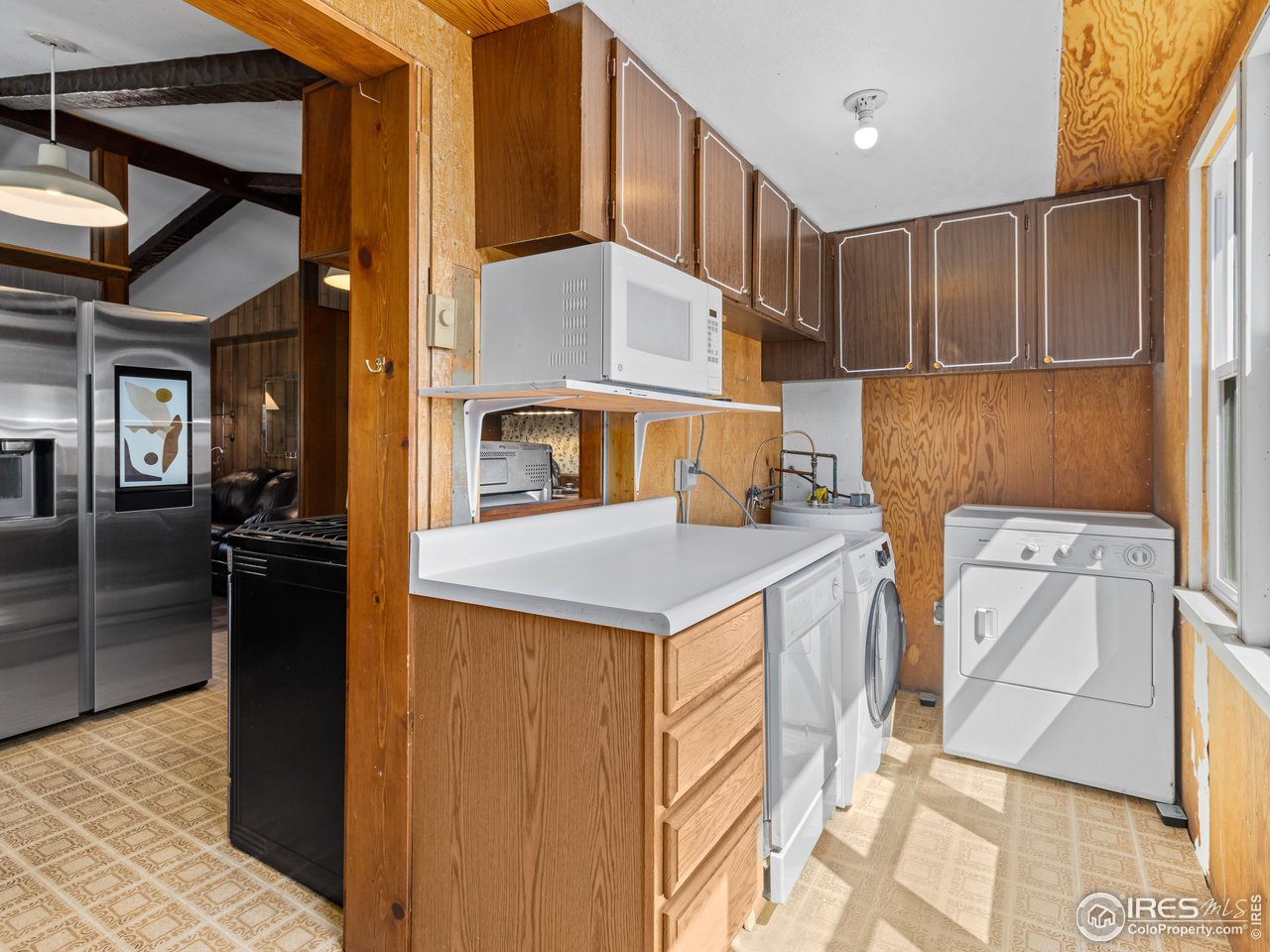 1252 Giant Track Road Estes Park, CO 80517 - Photo 20 of 33 Laundry space