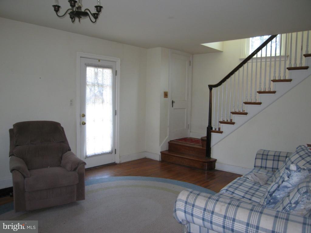 132 Koser Road Lititz, PA 17543 - Photo 2 of 9