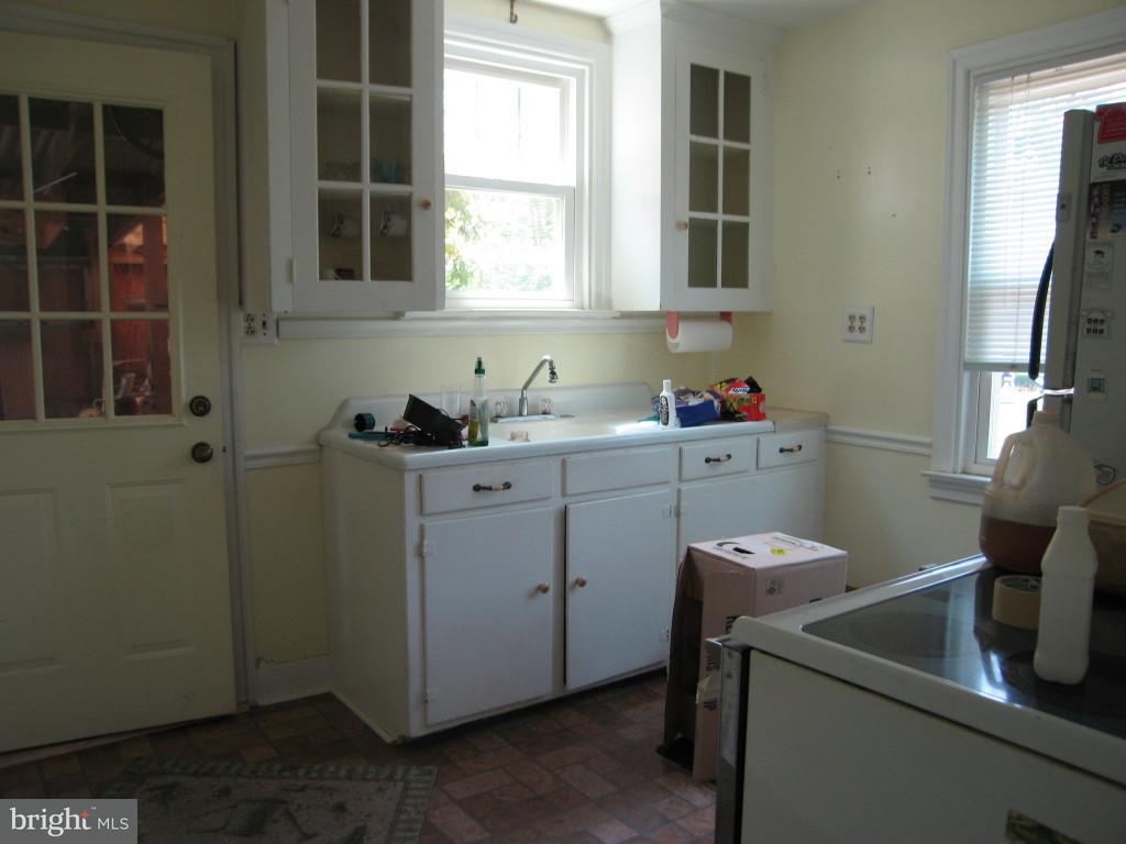 132 Koser Road Lititz, PA 17543 - Photo 4 of 9