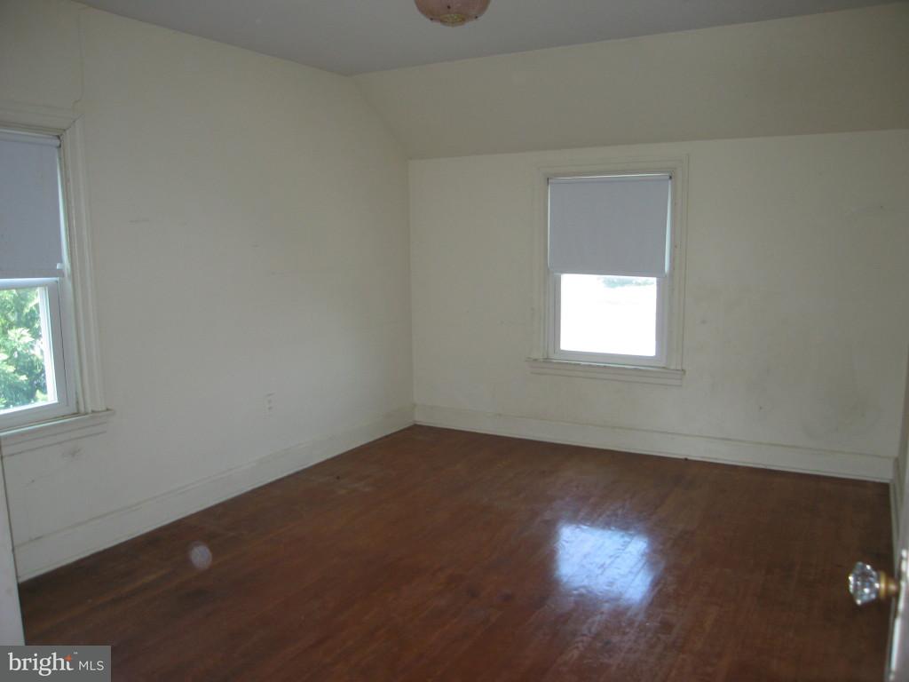 132 Koser Road Lititz, PA 17543 - Photo 7 of 9