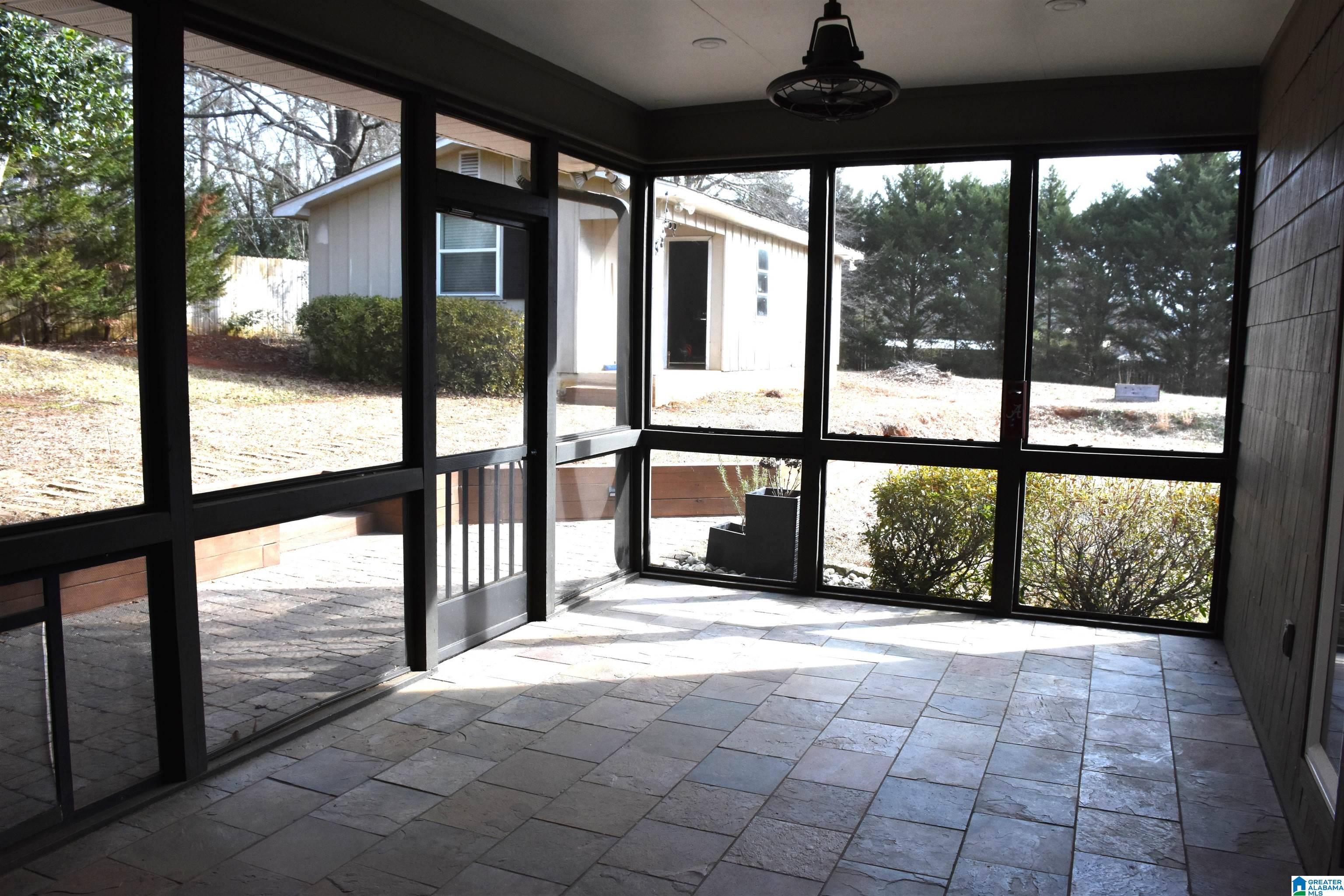 2402 Overhill Road Sylacauga, AL 35150 - Photo 20 of 27