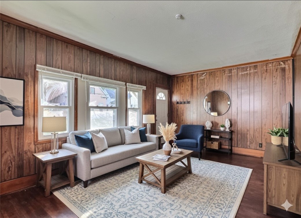 190 Weaver Street Rochester, NY 14621 - Photo 5 of 28 Photo has been digitally staged