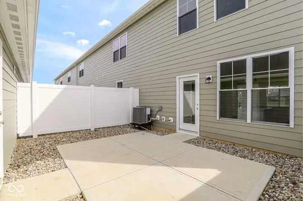 $330,247 | 3927 Sandpiper Way, Brownsburg, IN 46112