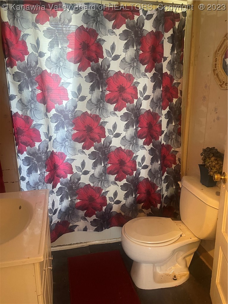 3217 Old Logan Road Logan, WV 25601 - Photo 19 of 20 Gallery Image 19