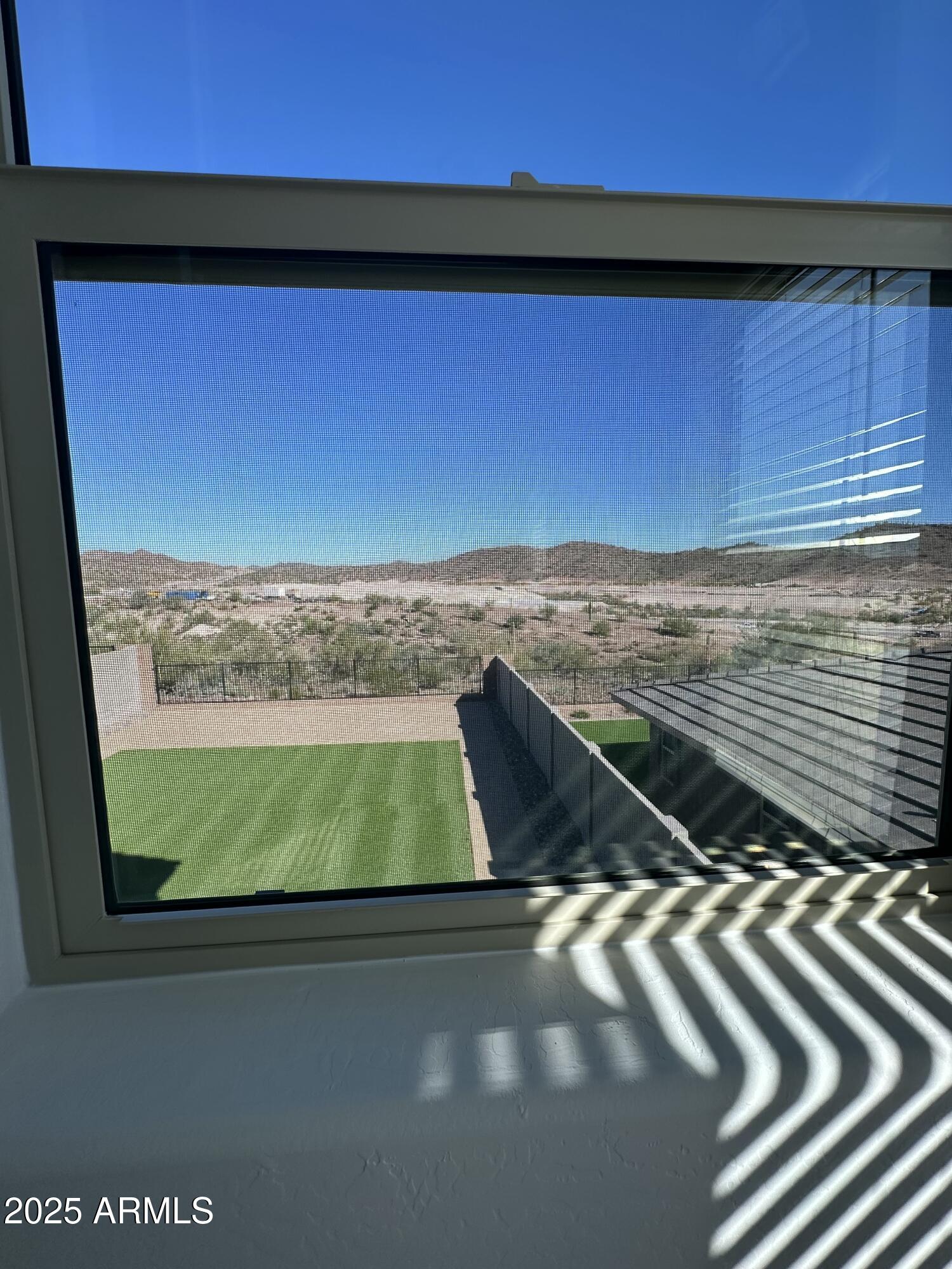 13330 West Eagle Feather Road Peoria, AZ 85383 - Photo 29 of 34 a view of an outdoor space