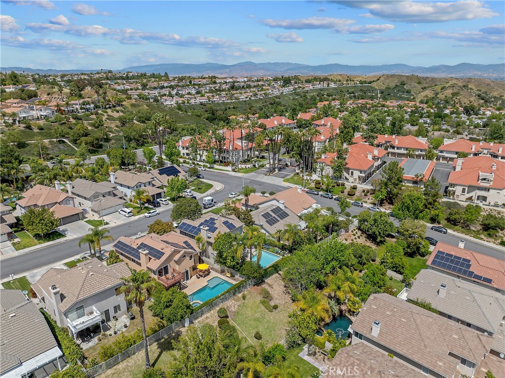 25654 Shaw Place Stevenson Ranch, CA 91381 - Photo 74 of 75