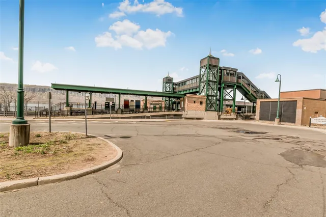 $398,000 | 1155 Warburton Avenue, Unit 4J, Yonkers, NY 10701