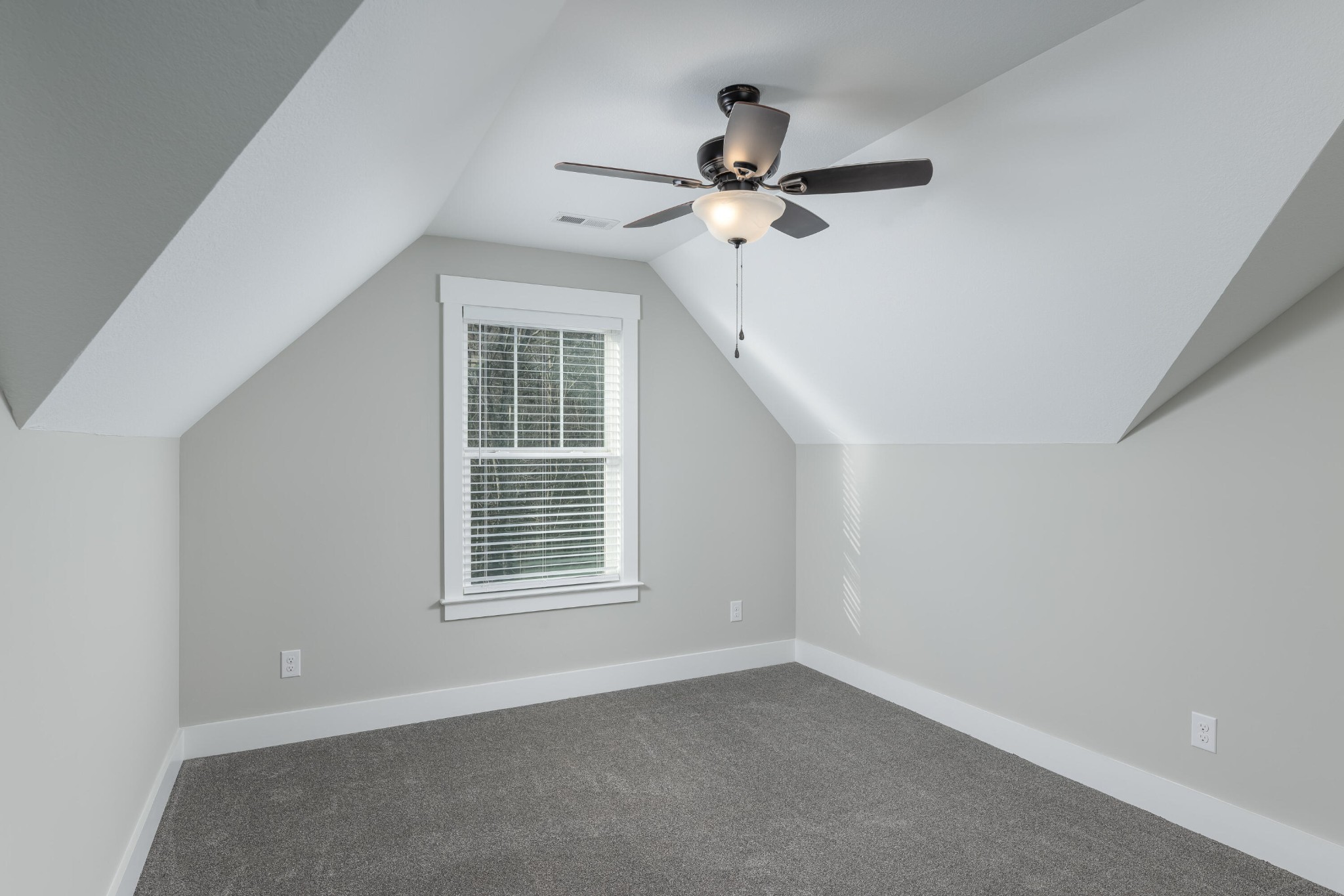 384 Hollow Road Northeast Cleveland, TN 37323 - Photo 42 of 51 Gallery Image 42