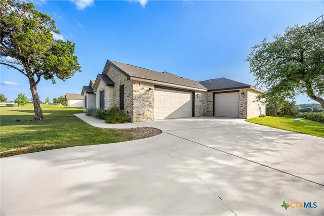 $529,000 | 3722 Morgan Mill Road, Kempner, TX 76539