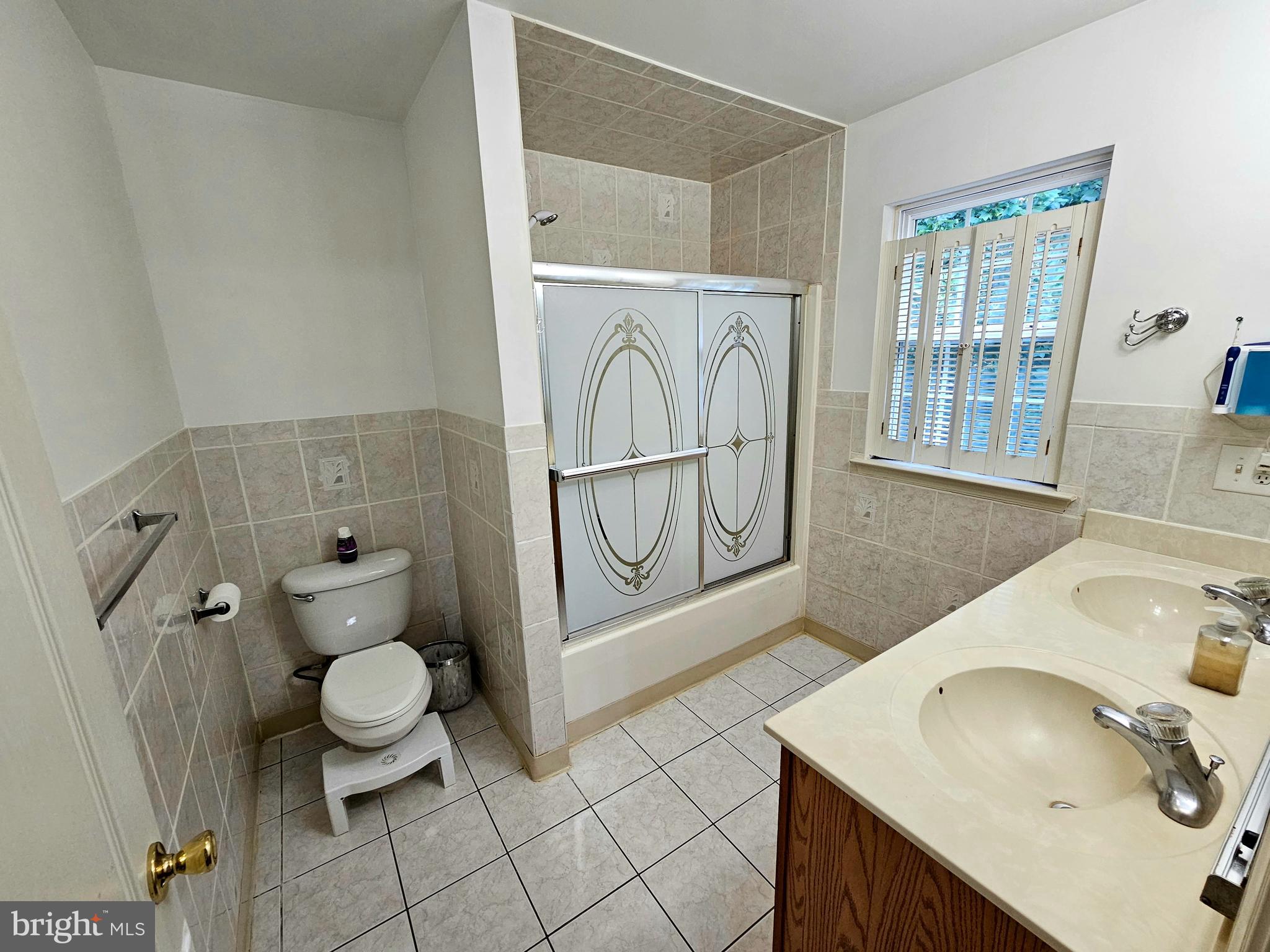 173 Hidden Drive Blackwood, NJ 08012 - Photo 22 of 32