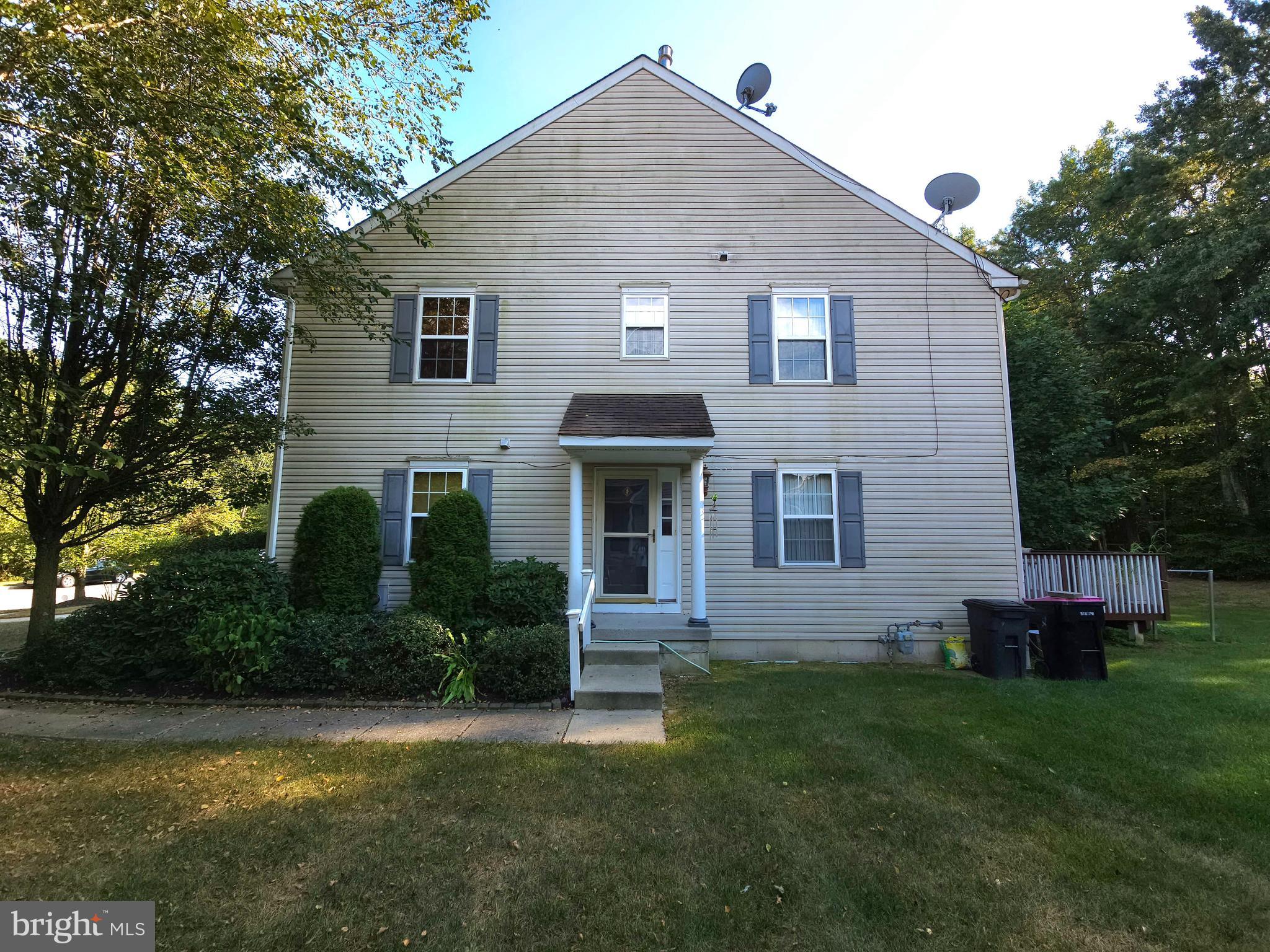 173 Hidden Drive Blackwood, NJ 08012 - Photo 3 of 32