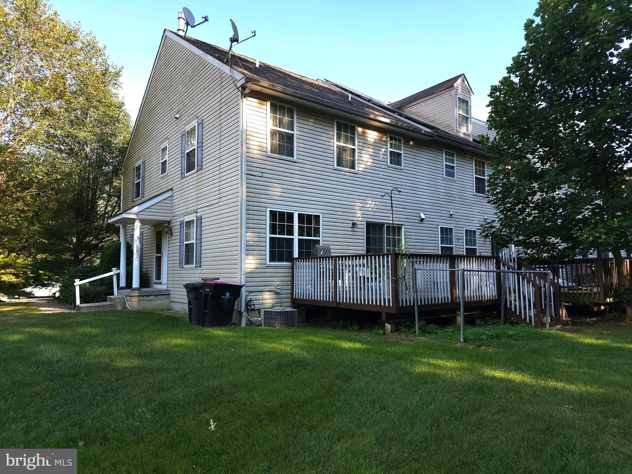 173 Hidden Drive Blackwood, NJ 08012 - Photo 4 of 32