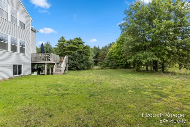 $439,900 | 5810 Larson Lane, Muskegon, MI 49444