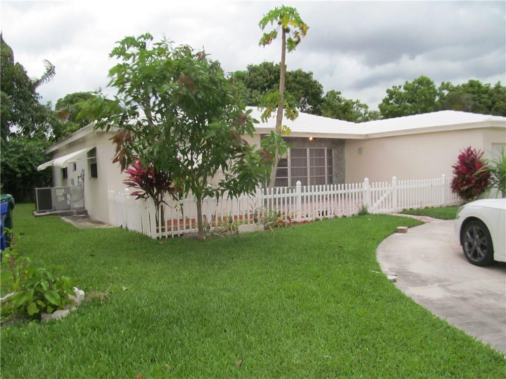 820 Southwest 50th Avenue Margate, FL 33068 - Photo 3 of 9 Photo 3