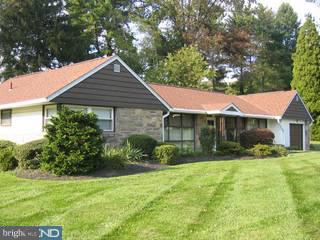 644 Forrest Avenue Abington, PA 19046 - Photo 1 of 6