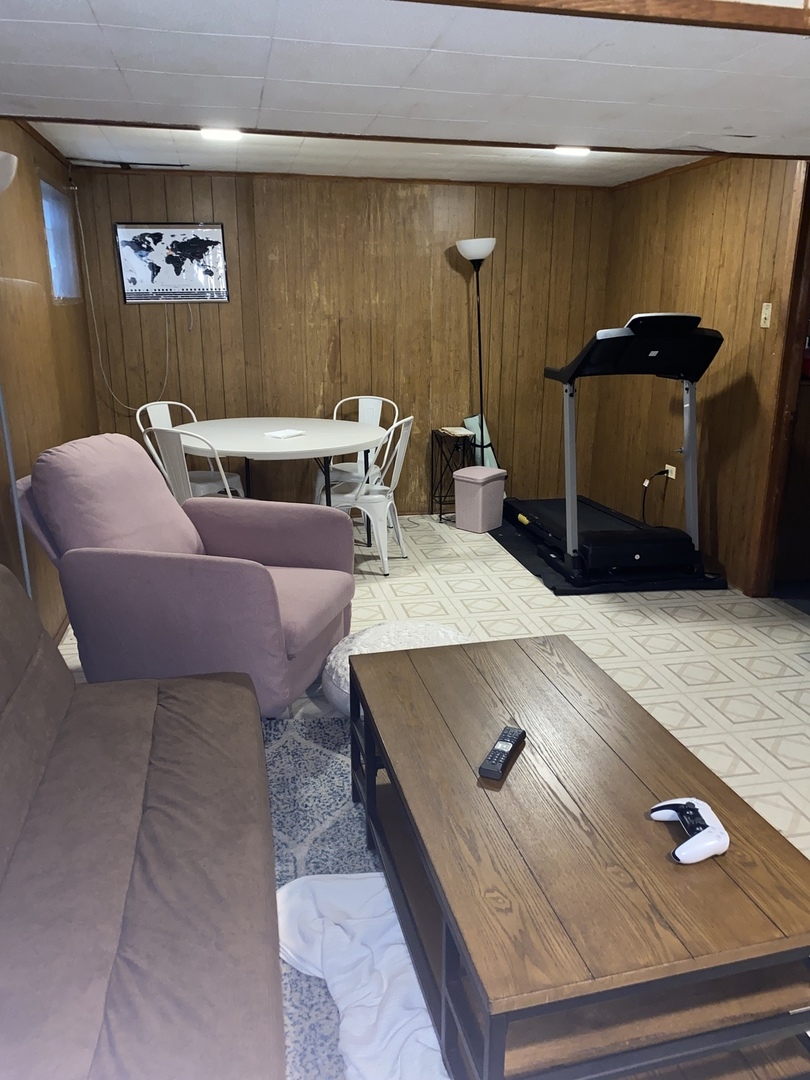 7530 Franklin Street Forest Park, IL 60130 - Photo 12 of 23