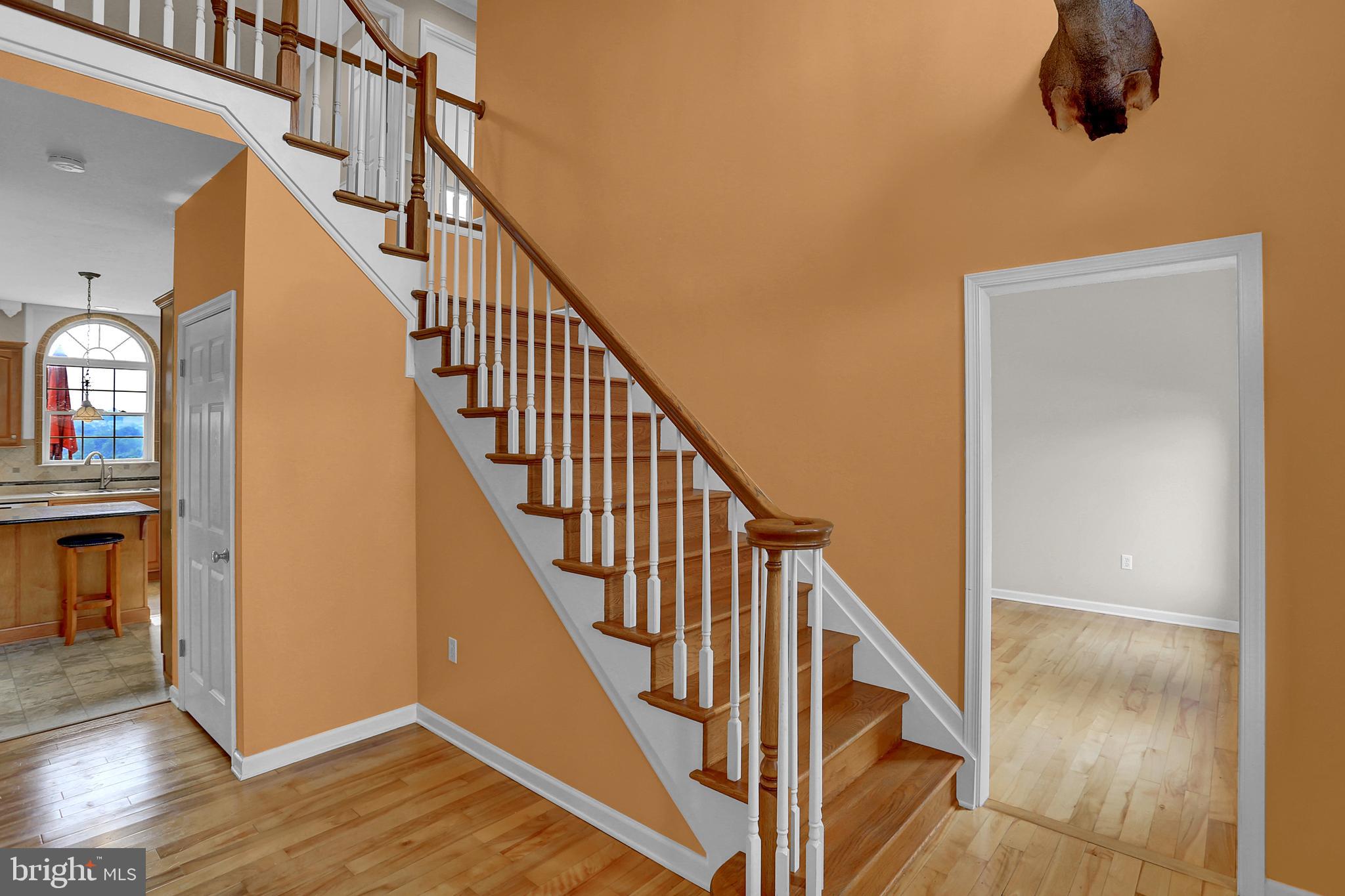 7522 Seneca Ridge Drive York, PA 17403 - Photo 3 of 72 Gallery Image 3