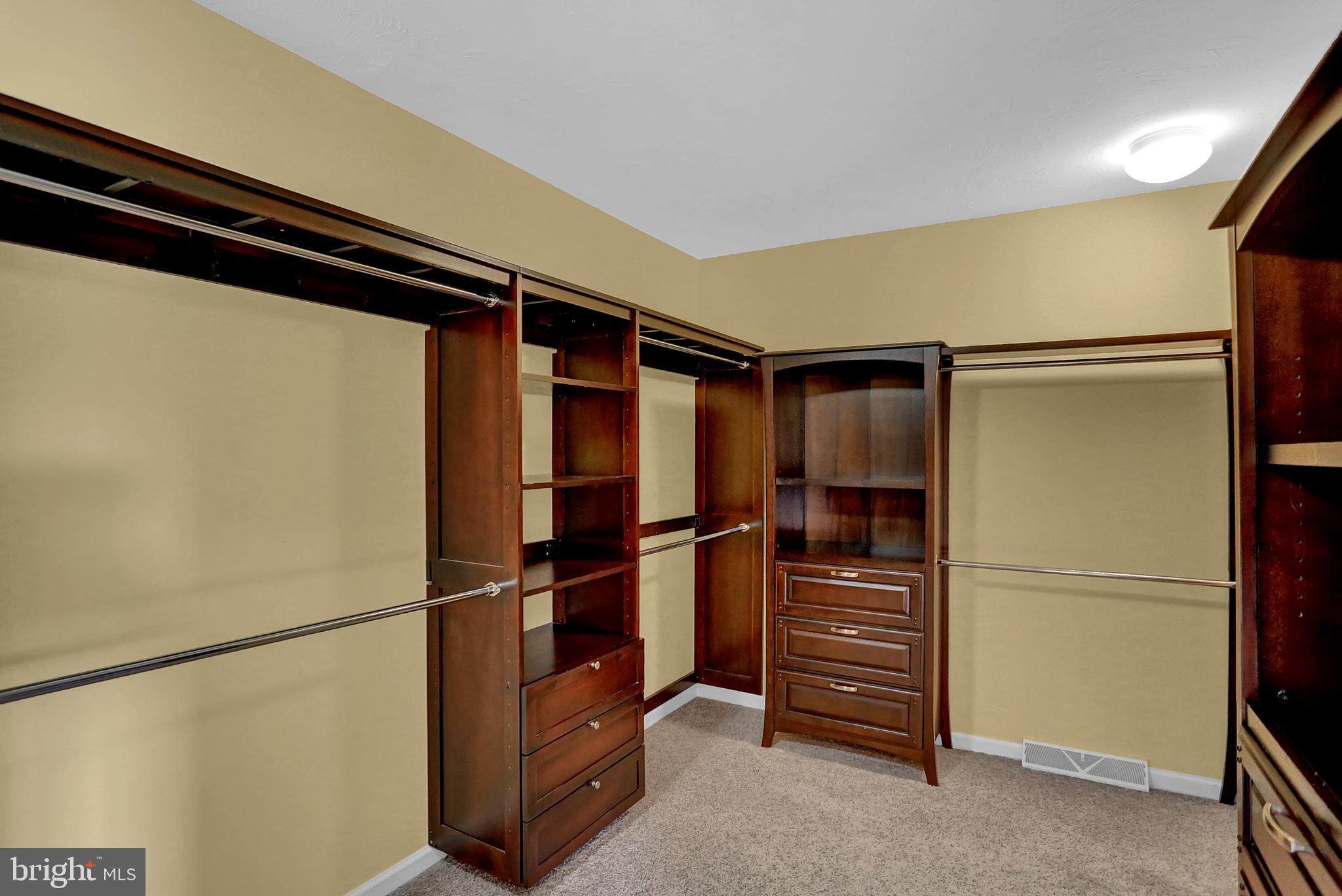 7522 Seneca Ridge Drive York, PA 17403 - Photo 32 of 72 Gallery Image 32