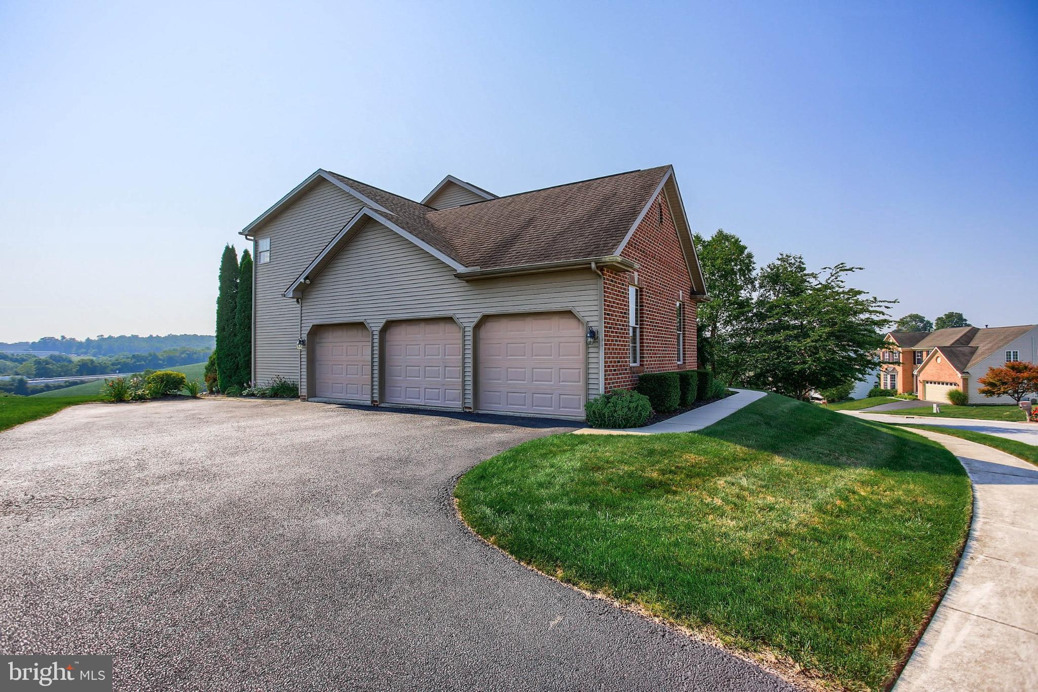 7522 Seneca Ridge Drive York, PA 17403 - Photo 54 of 72 Gallery Image 54