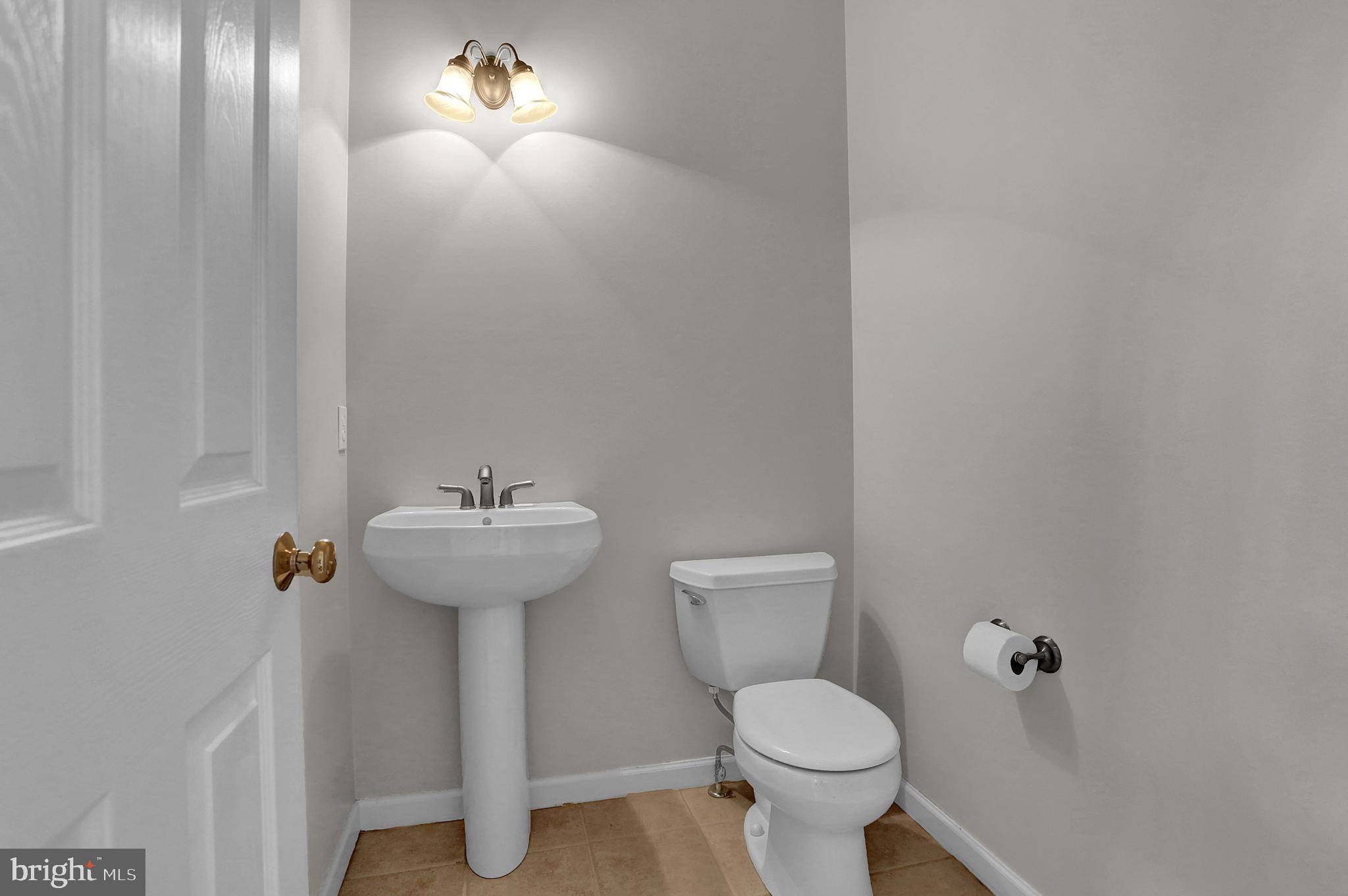 7522 Seneca Ridge Drive York, PA 17403 - Photo 10 of 72 Gallery Image 10