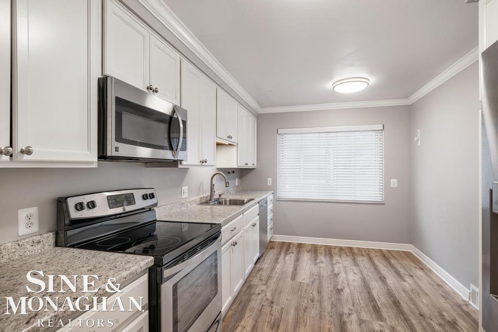 835 Harcourt Road Grosse Pointe, MI 48230 - Photo 10 of 41