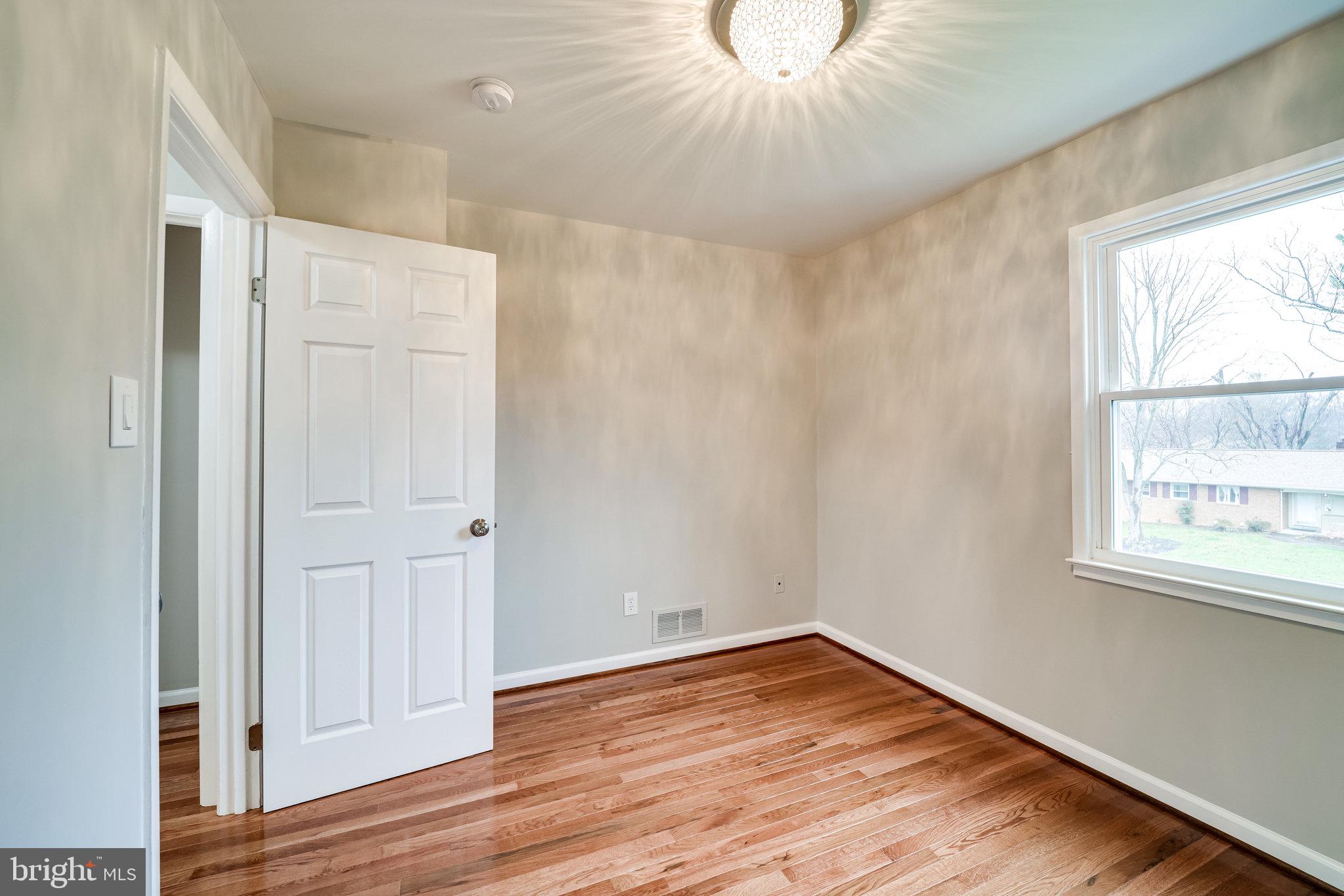 7835 Anson Court Springfield, VA 22152 - Photo 38 of 67 Gallery Image 38