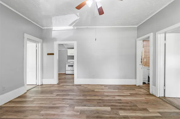 $1,250 | 8 Jackson Road, Huntsville, TX 77320