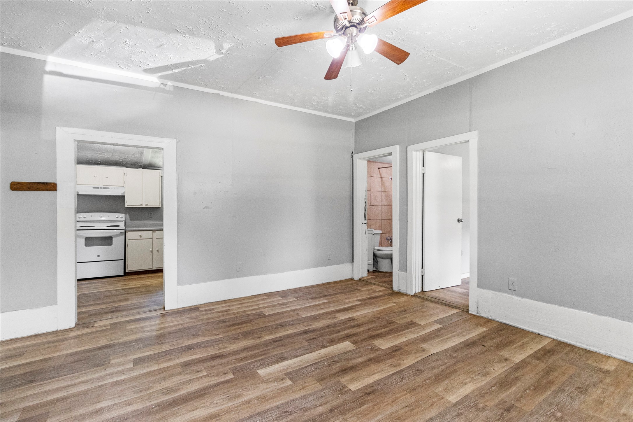 8 Jackson Road Huntsville, TX 77320 - Photo 4 of 26