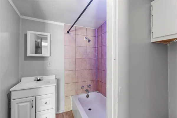 $1,250 | 8 Jackson Road, Huntsville, TX 77320