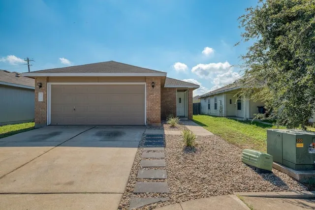 $1,750 | 3415 Crownover Street, Austin, TX 78725