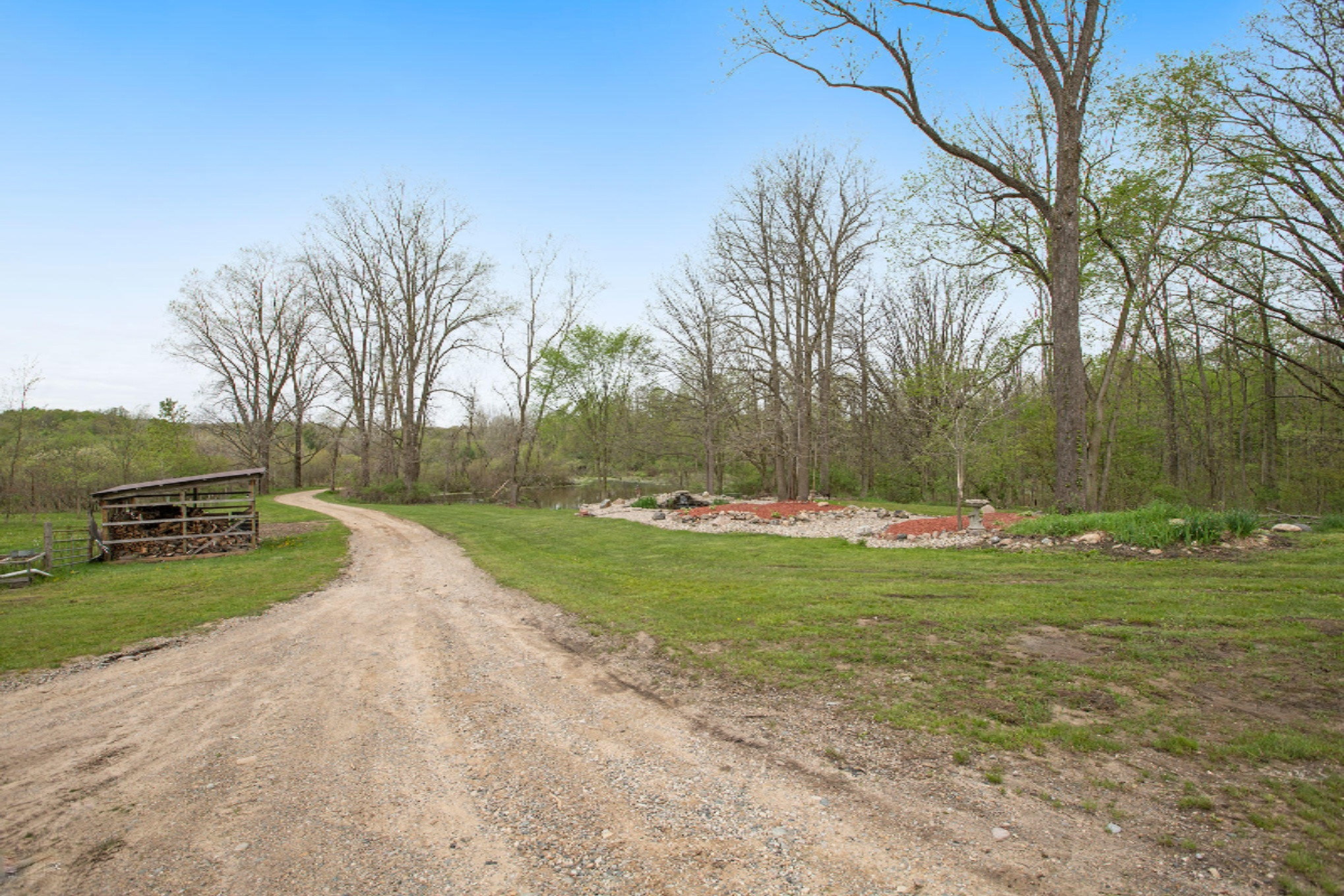 6633 South Clark Road Nashville, MI 49073 - Photo 4 of 25 NDP-DNGs