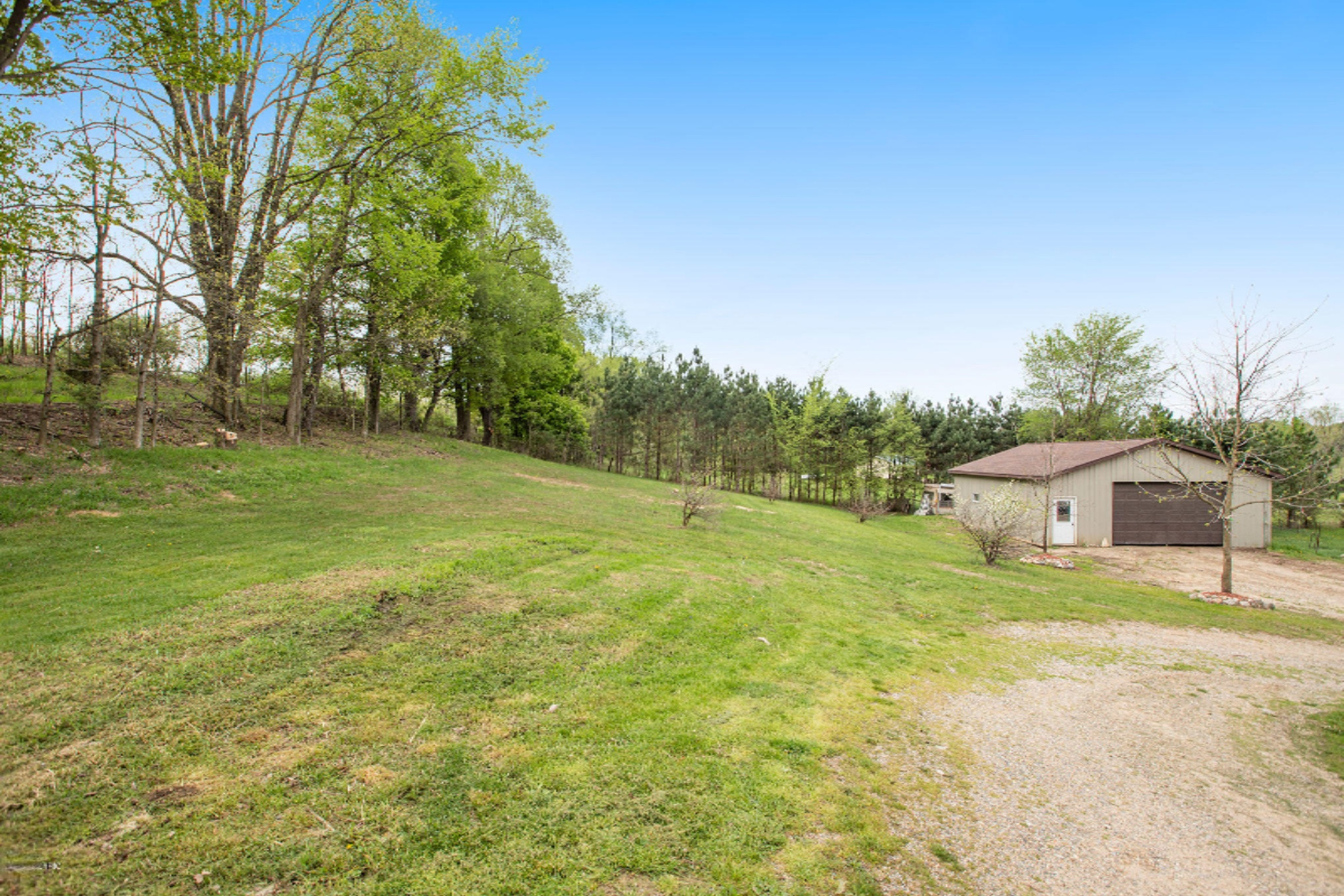 6633 South Clark Road Nashville, MI 49073 - Photo 7 of 25 NDP-DNGs_21