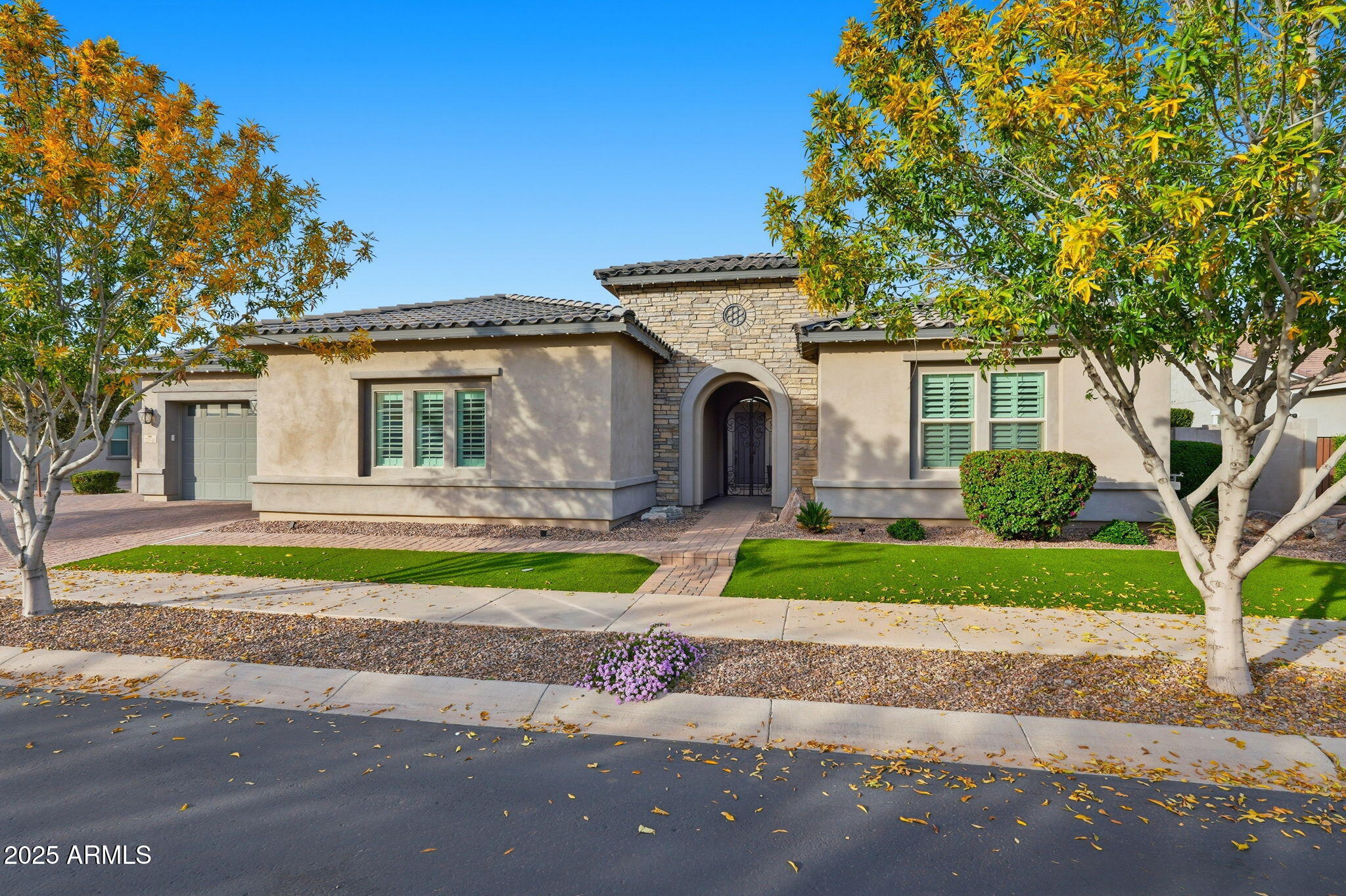 22940 East Camacho Road Queen Creek, AZ 85142 - Photo 6 of 68 014_ListerPros