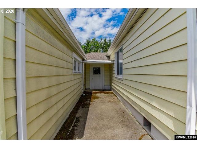 3745 Knox Butte Road East Albany, OR 97322 - Photo 26 of 32 Gallery Image 26