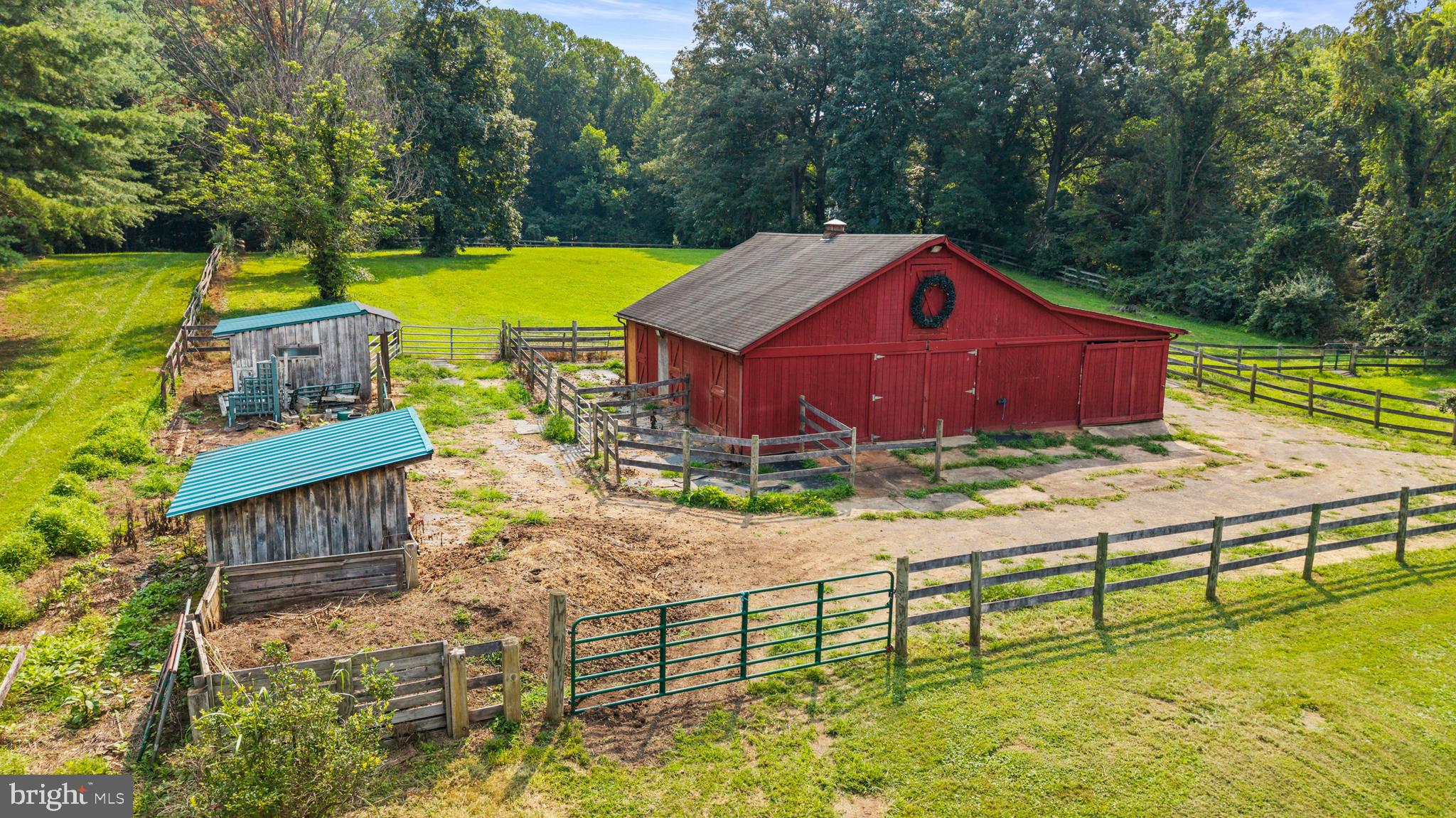 6907 Clifton Road Clifton, VA 20124 - Photo 9 of 45 2 fenced in pastures behind shed