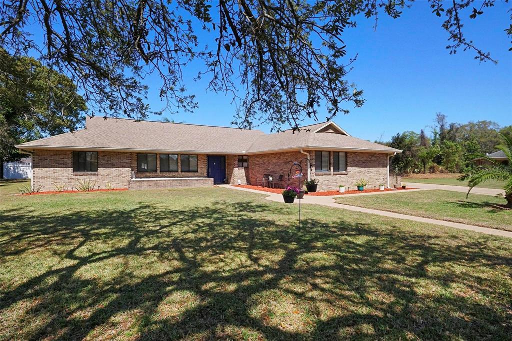 516 Donaldson Drive DeBary, FL 32713 - Photo 2 of 45