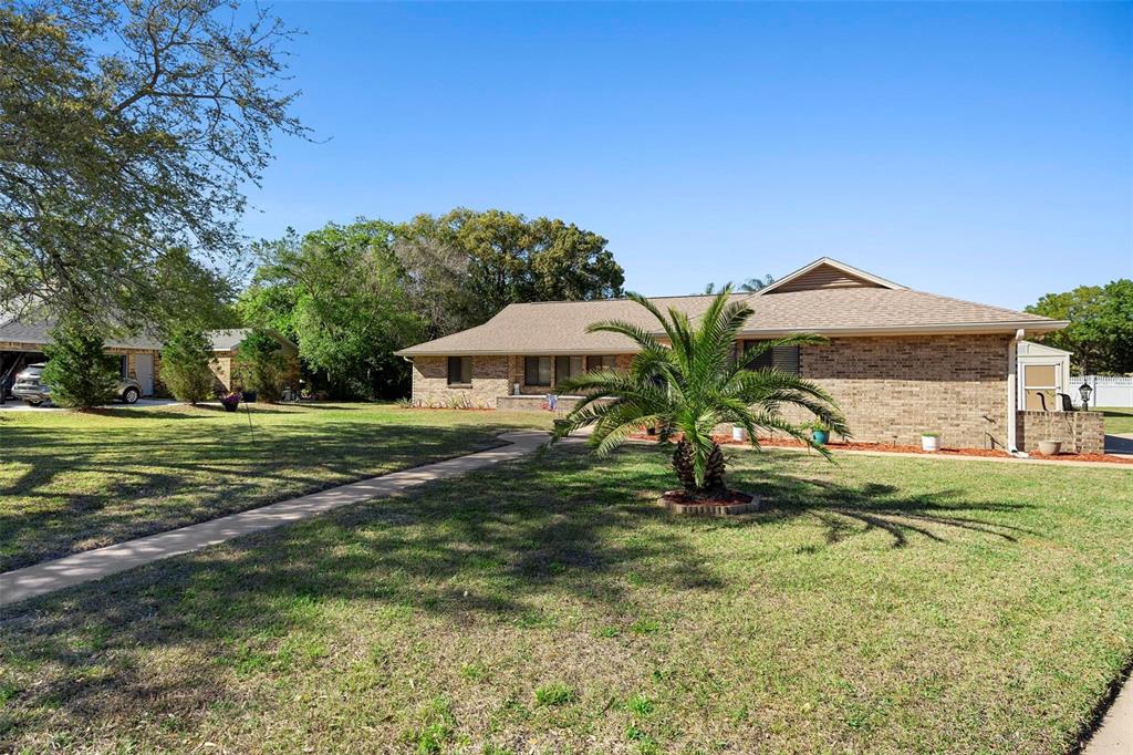 516 Donaldson Drive DeBary, FL 32713 - Photo 3 of 45