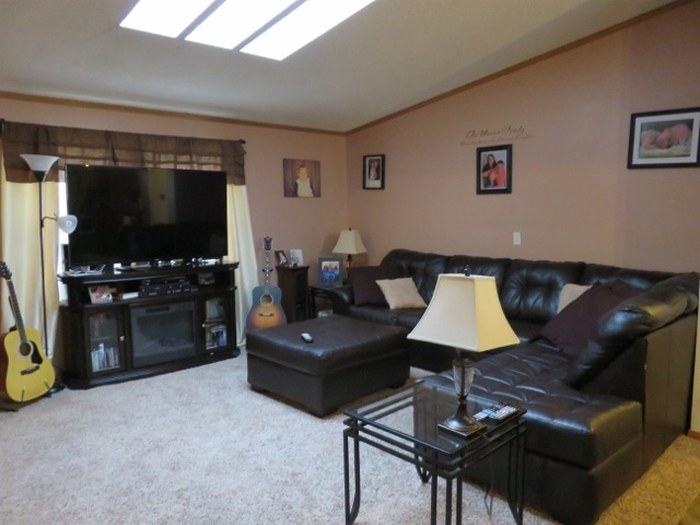 10530 Franklin Road Hagerstown, IN 47346 - Photo 3 of 23 Gallery Image 3