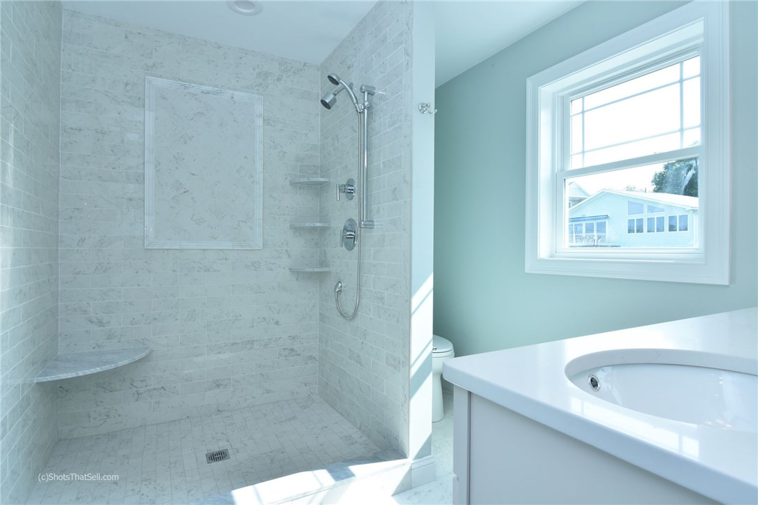 164 Treasure Road Narragansett, RI 02882 - Photo 16 of 37