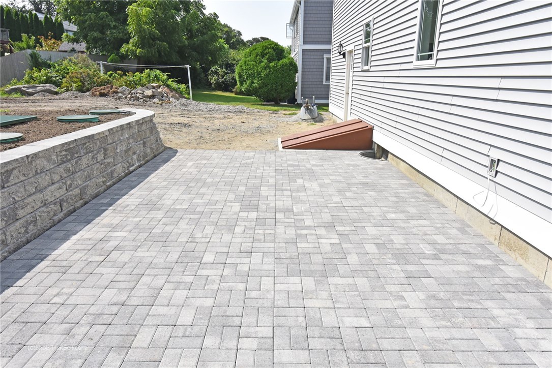 164 Treasure Road Narragansett, RI 02882 - Photo 33 of 37