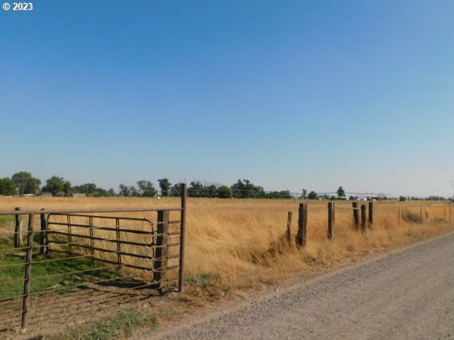 29103 Bridge Road Hermiston, OR 97838 - Photo 30 of 32 Gallery Image 30