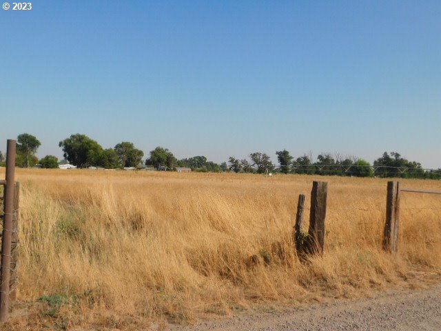 29103 Bridge Road Hermiston, OR 97838 - Photo 31 of 32 Gallery Image 31