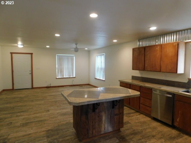 29103 Bridge Road Hermiston, OR 97838 - Photo 6 of 32 Gallery Image 6