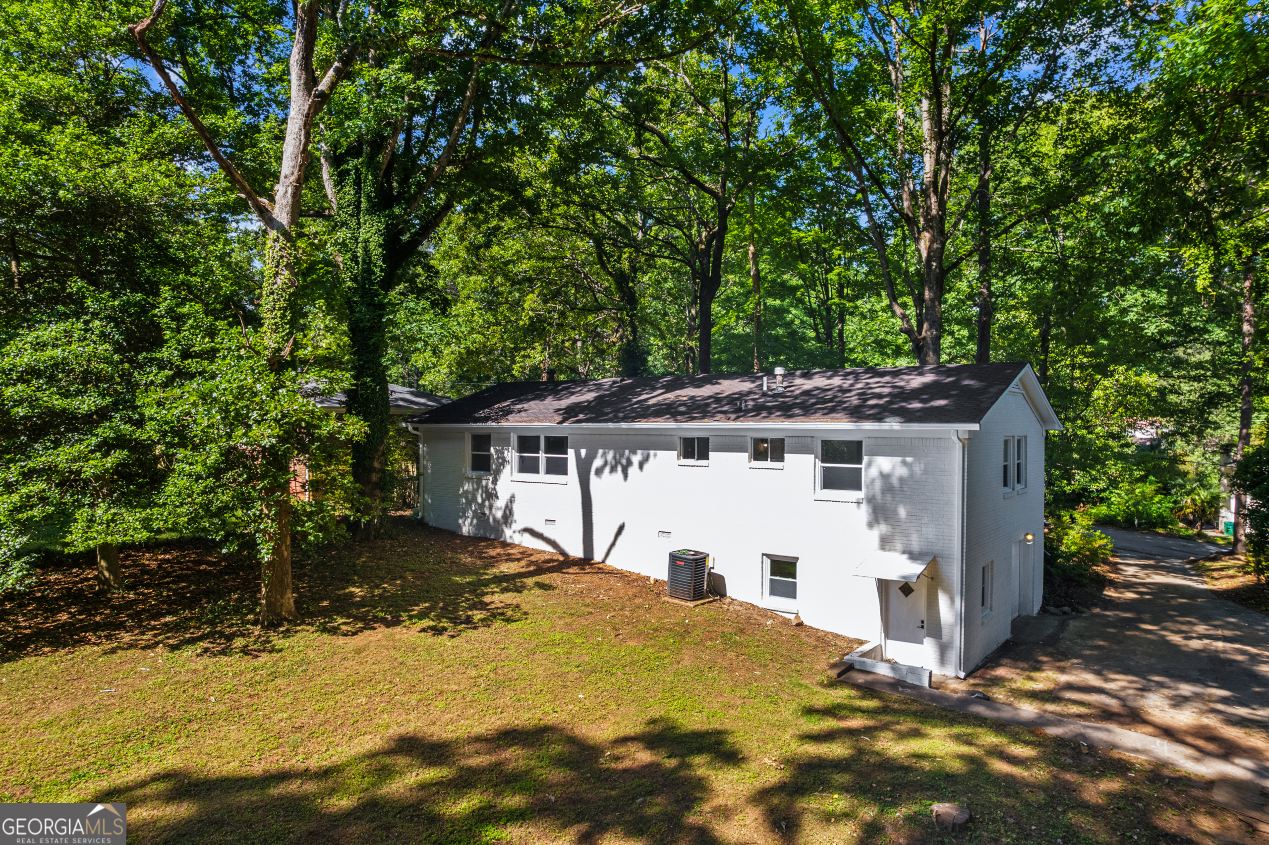 471 Mt Vista Road Stone Mountain, GA 30087 - Photo 14 of 15