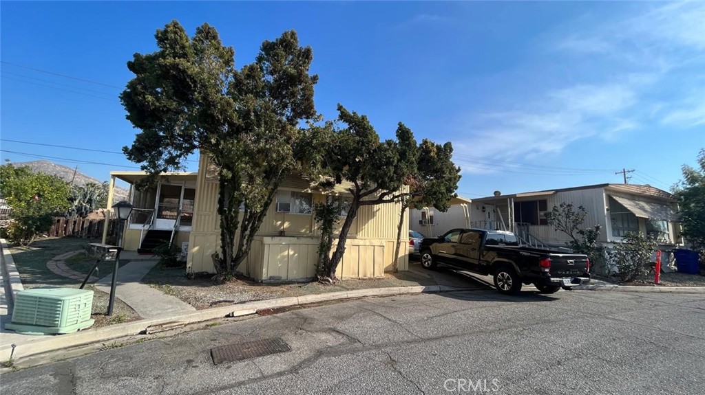 36 Round Table Drive, Unit 36 Riverside, CA 92507 - Photo 5 of 22