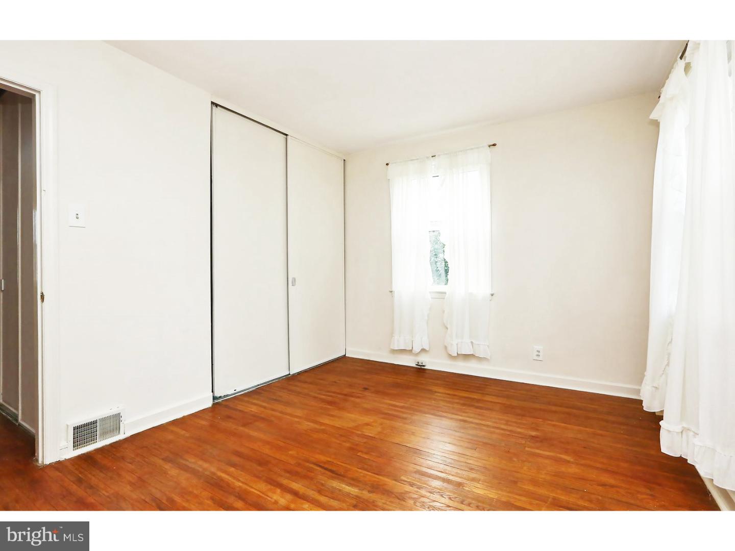 811 Scotia Road Philadelphia, PA 19128 - Photo 12 of 25