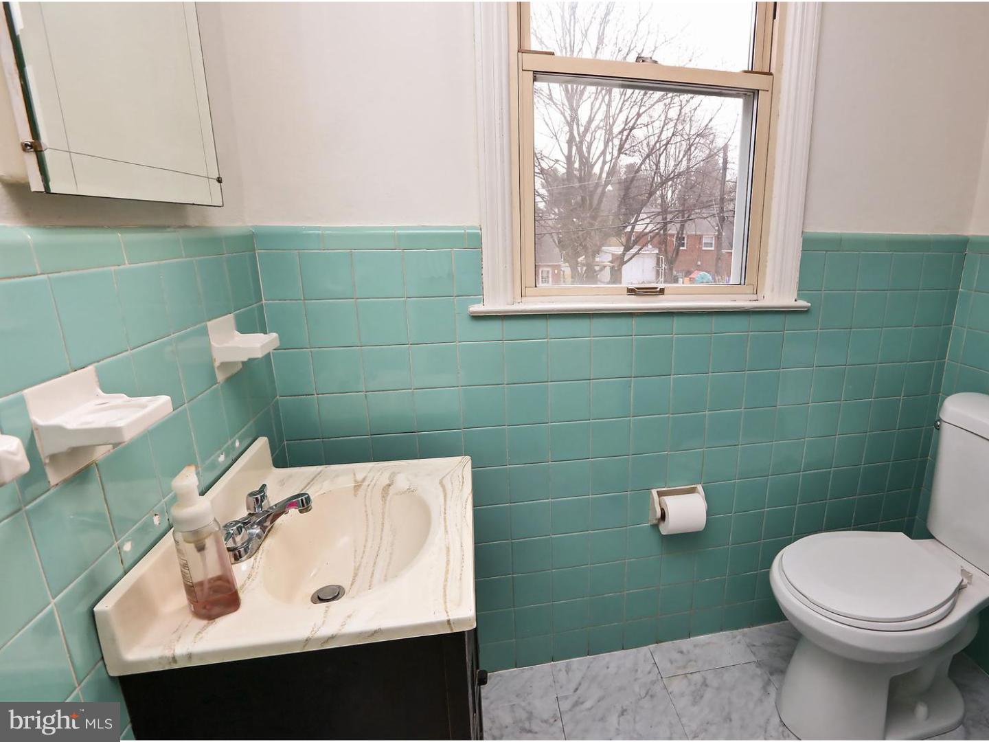 811 Scotia Road Philadelphia, PA 19128 - Photo 22 of 25